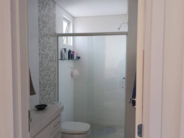 #972 - Apartamento para Venda em Irati - PR